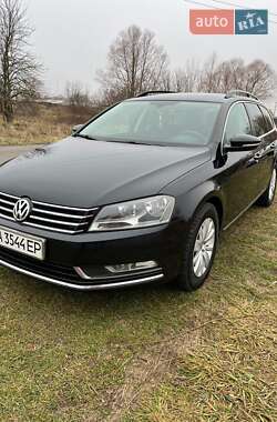 Універсал Volkswagen Passat 2012 в Березані