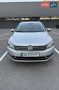 Универсал Volkswagen Passat 2011 в Киеве