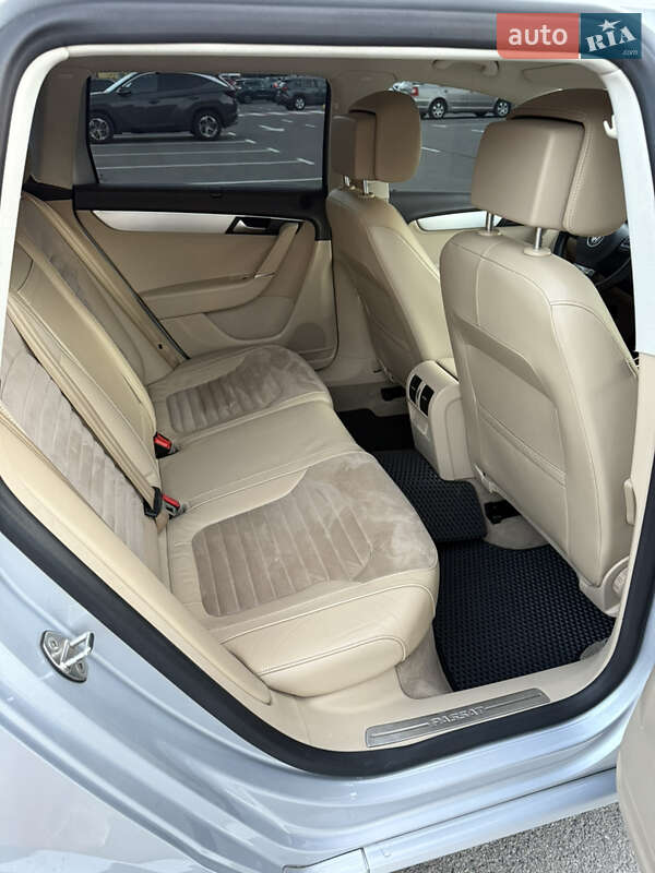Универсал Volkswagen Passat 2011 в Киеве
