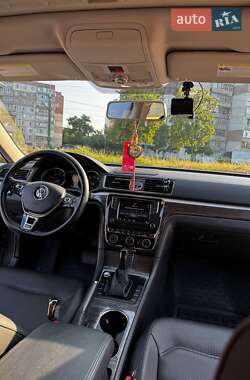 Седан Volkswagen Passat 2016 в 