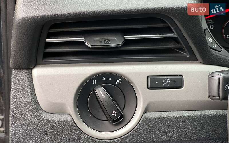 Седан Volkswagen Passat 2021 в Івано-Франківську фото 12 Седан Volkswagen Passat 2021 в Івано-Франківську