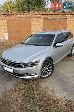 Універсал Volkswagen Passat 2015 в Первомайську