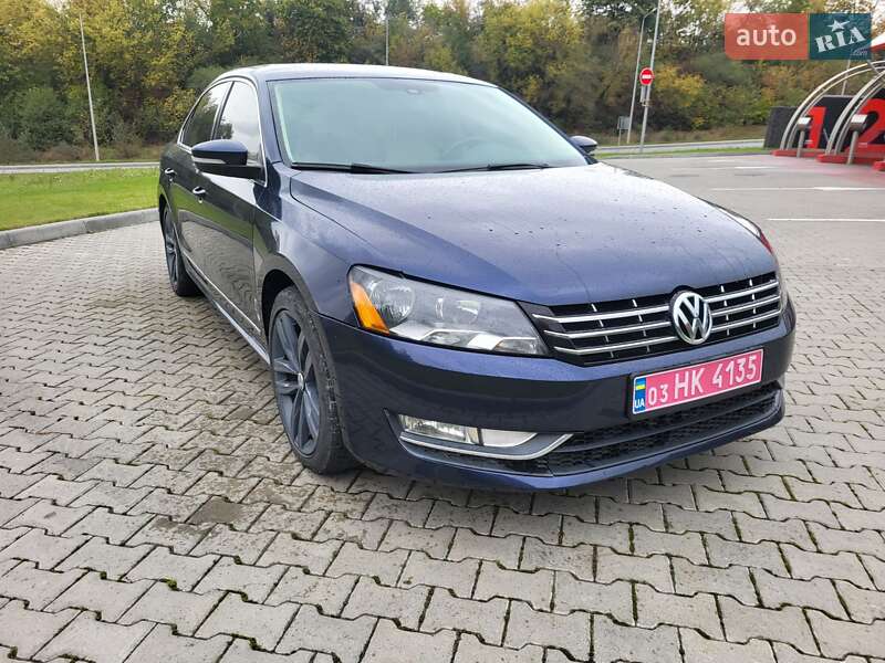 Седан Volkswagen Passat 2014 в Тернополе