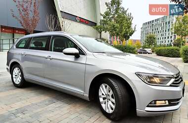 Универсал Volkswagen Passat 2019 в 