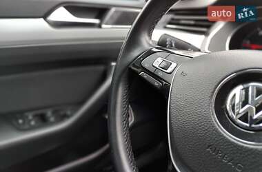 Универсал Volkswagen Passat 2019 в 