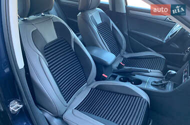 Седан Volkswagen Passat 2014 в 