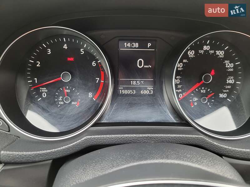 Седан Volkswagen Passat 2018 в Одессе