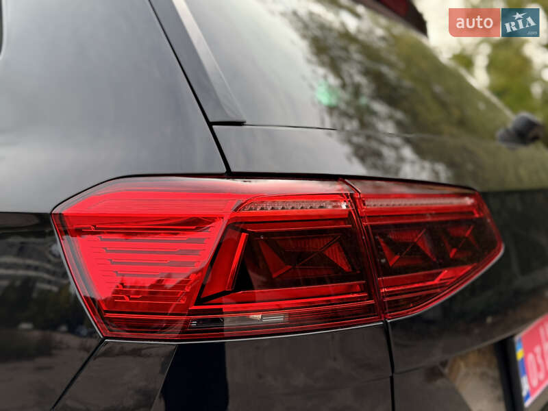 Универсал Volkswagen Passat 2021 в Житомире