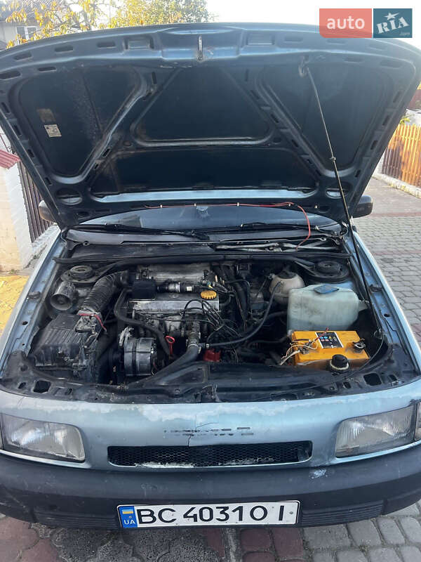 Універсал Volkswagen Passat 1991 в Львові