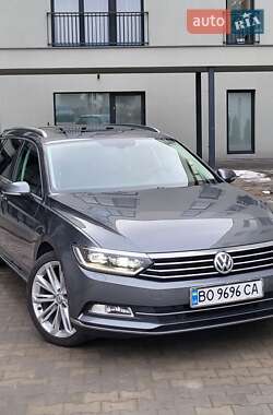 Универсал Volkswagen Passat 2015 в Гусятине