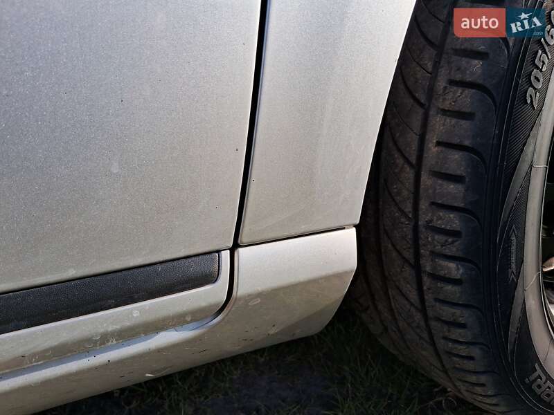 Універсал Volkswagen Passat 2011 в Києві фото 39 Універсал Volkswagen Passat 2011 в Києві