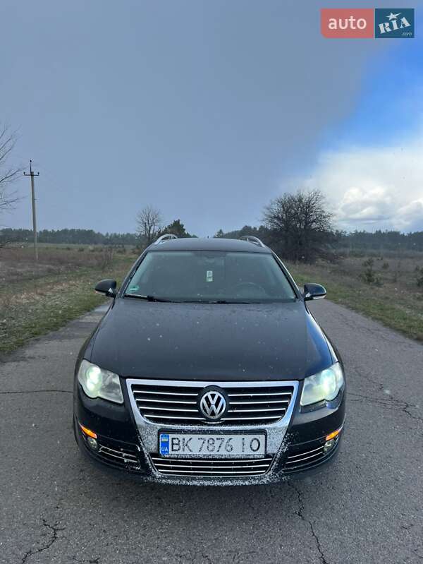 Универсал Volkswagen Passat 2008 в Ровно
