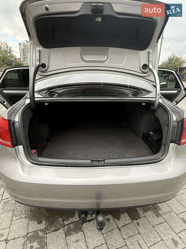 Седан Volkswagen Passat 2012 в Снятине фото 11 Седан Volkswagen Passat 2012 в Снятине