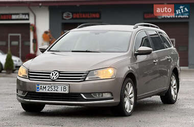 Универсал Volkswagen Passat 2011 в Звягеле