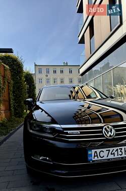 Універсал Volkswagen Passat 2018 в Рівному