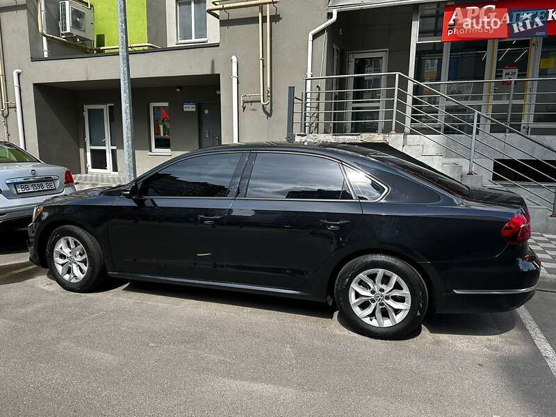 Седан Volkswagen Passat 2018 в Києві фото 14 Седан Volkswagen Passat 2018 в Києві