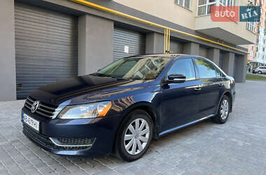 Седан Volkswagen Passat 2013 в Виннице
