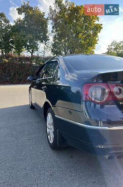 Седан Volkswagen Passat 2008 в 