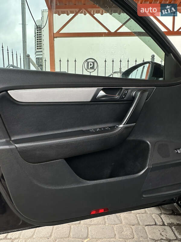 Універсал Volkswagen Passat 2010 в Харкові