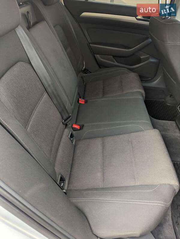 Универсал Volkswagen Passat 2015 в Ковеле