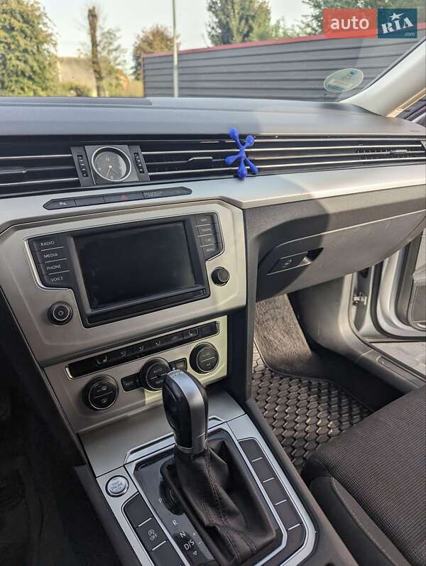 Универсал Volkswagen Passat 2015 в Ковеле