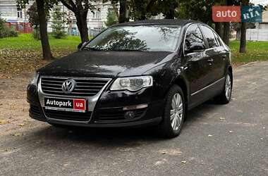 Седан Volkswagen Passat 2006 в Києві
