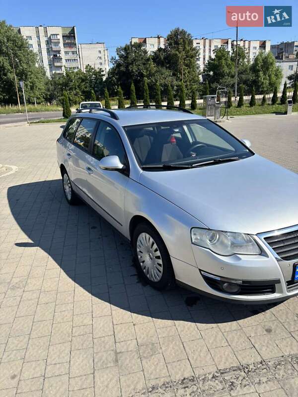 Универсал Volkswagen Passat 2007 в Дрогобыче