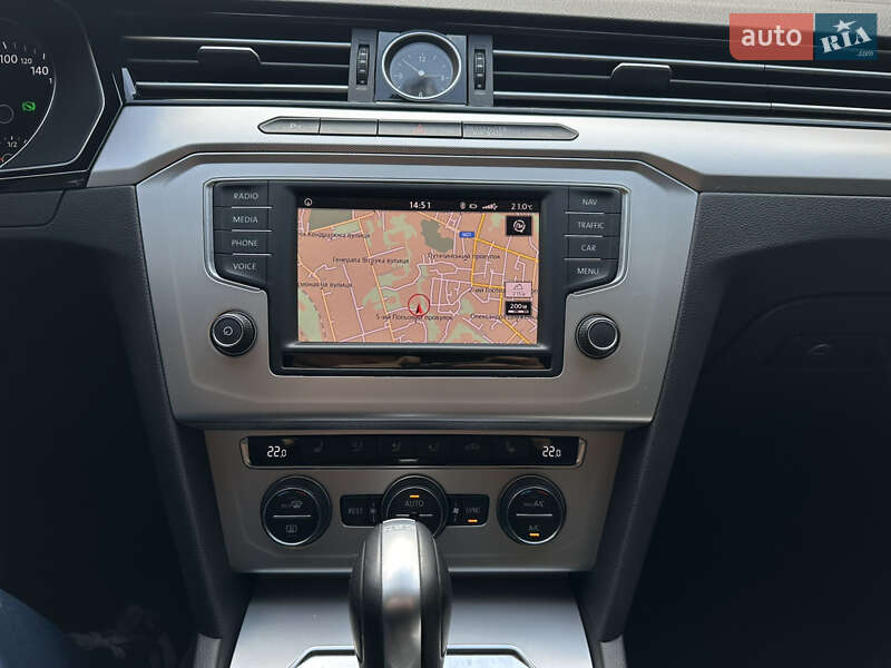 Универсал Volkswagen Passat 2016 в Житомире фото 42 Универсал Volkswagen Passat 2016 в Житомире