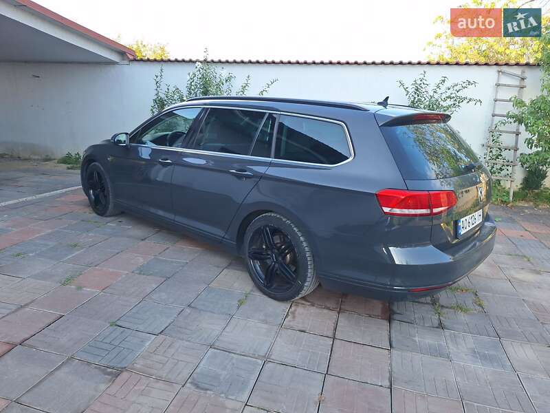 Универсал Volkswagen Passat 2015 в Мукачево