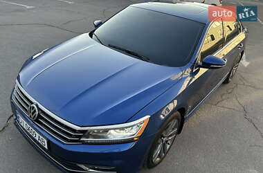 Седан Volkswagen Passat 2016 в Запорожье
