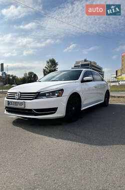 Седан Volkswagen Passat 2012 в Броварах