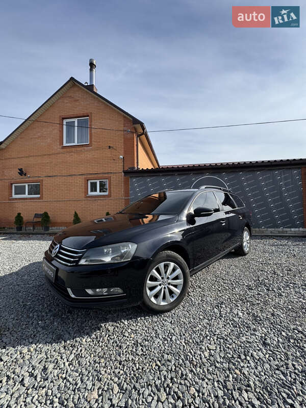 Volkswagen Passat 2011