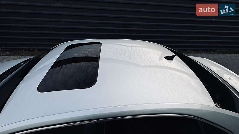 Седан Volkswagen Passat 2011 в Сумах