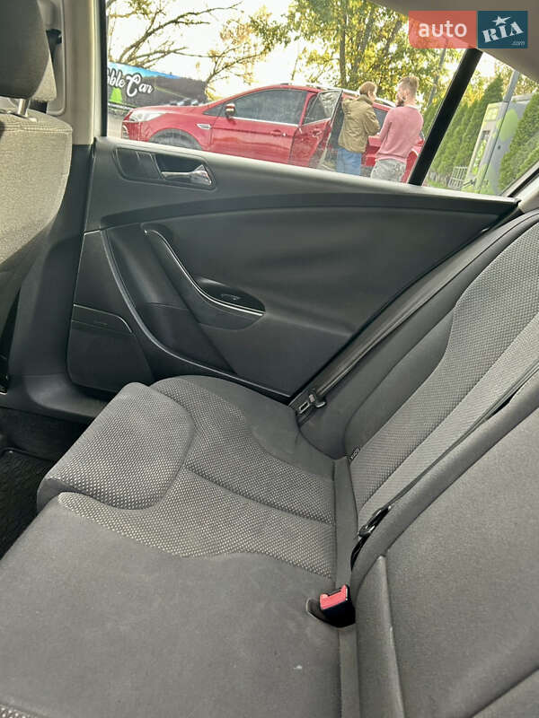 Седан Volkswagen Passat 2007 в Харкові