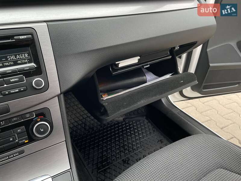 Универсал Volkswagen Passat 2011 в Луцке фото 54 Универсал Volkswagen Passat 2011 в Луцке