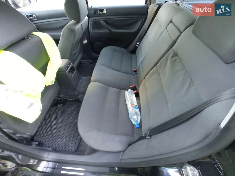 Універсал Volkswagen Passat 2004 в Чернівцях фото 55 Універсал Volkswagen Passat 2004 в Чернівцях
