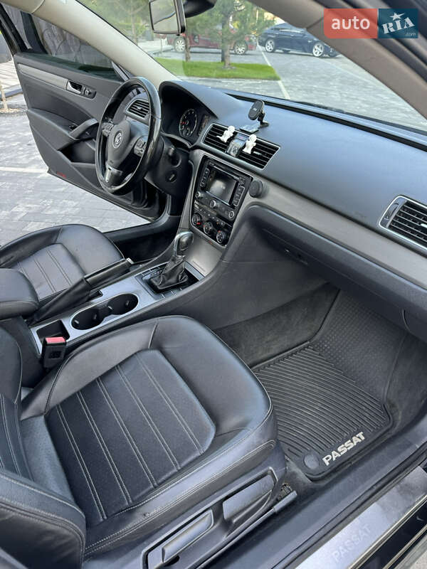 Седан Volkswagen Passat 2014 в Ужгороді фото 23 Седан Volkswagen Passat 2014 в Ужгороді