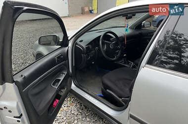 Седан Volkswagen Passat 2001 в Ірпені