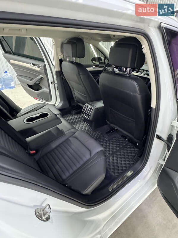 Универсал Volkswagen Passat 2017 в Полтаве