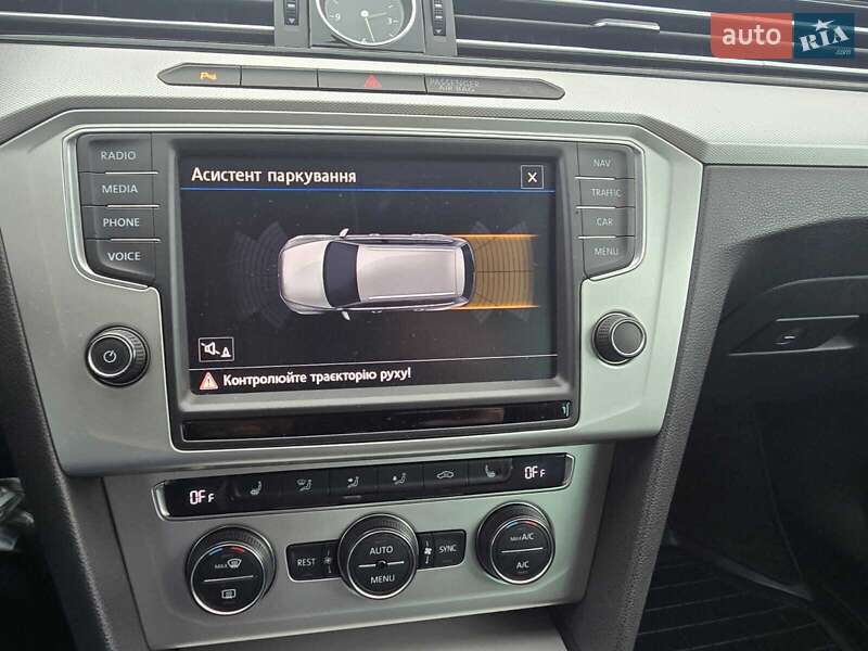 Универсал Volkswagen Passat 2016 в Стрые