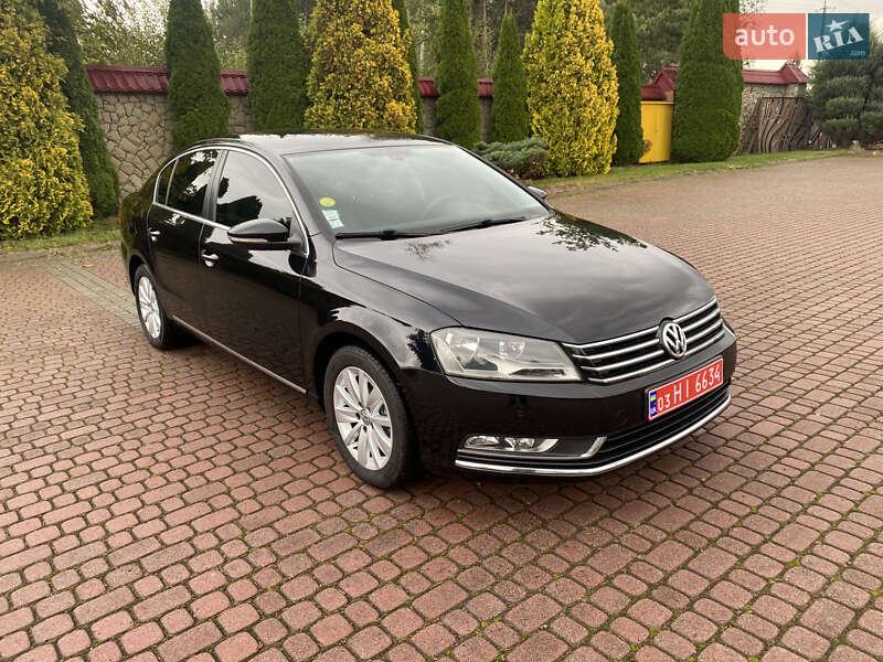 Volkswagen Passat 2011