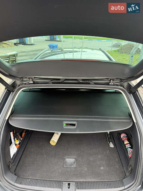 Универсал Volkswagen Passat 2015 в Хмельницком