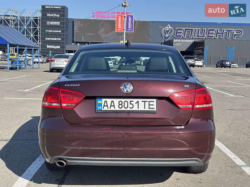 Седан Volkswagen Passat 2013 в Киеве