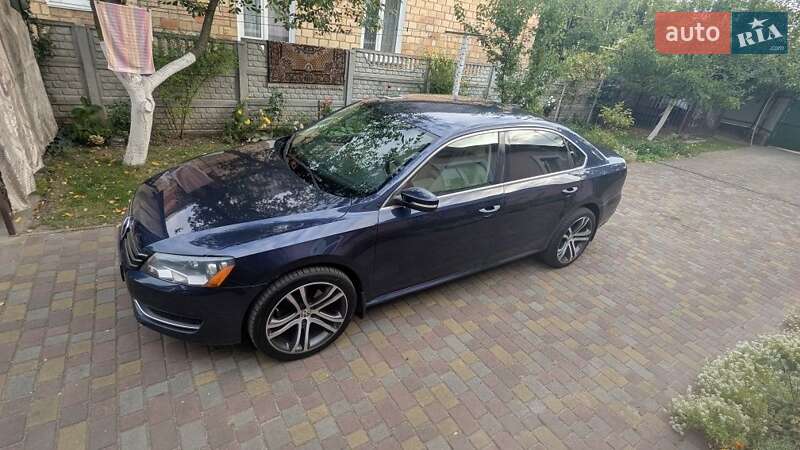 Volkswagen Passat 2012