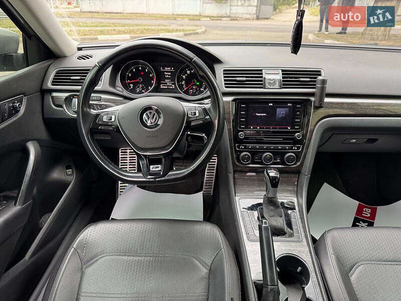 Седан Volkswagen Passat 2012 в Запорожье