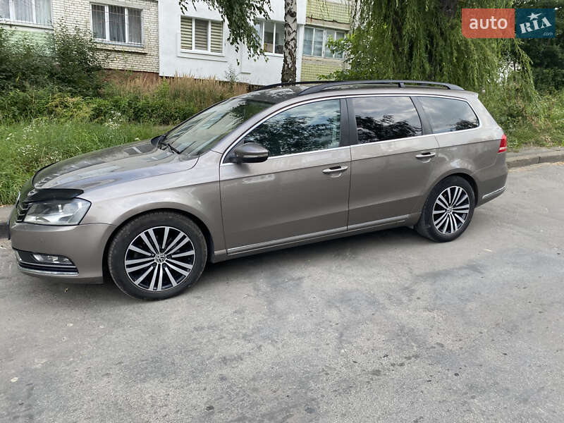 Volkswagen Passat 2011 Volkswagen Passat 2011