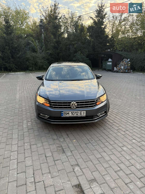 Седан Volkswagen Passat 2016 в Сумах