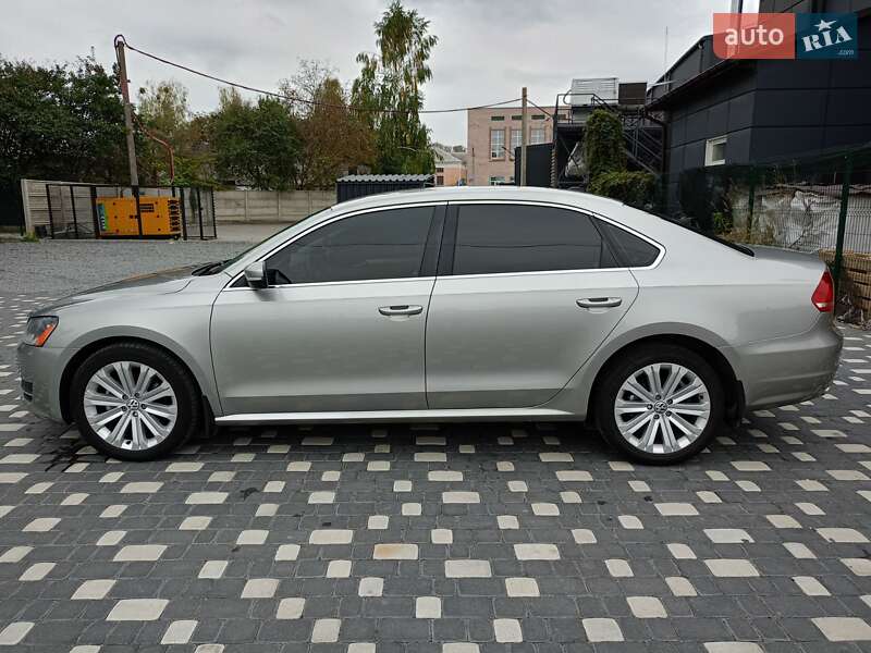 Седан Volkswagen Passat 2012 в Шепетівці