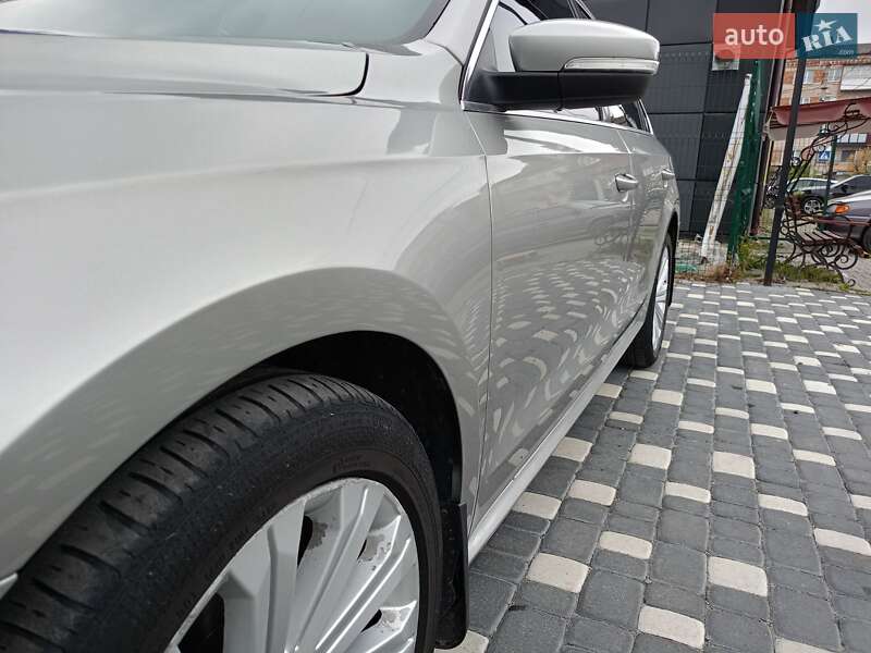 Седан Volkswagen Passat 2012 в Шепетівці