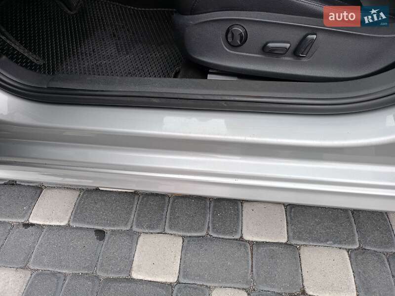 Седан Volkswagen Passat 2012 в Шепетівці